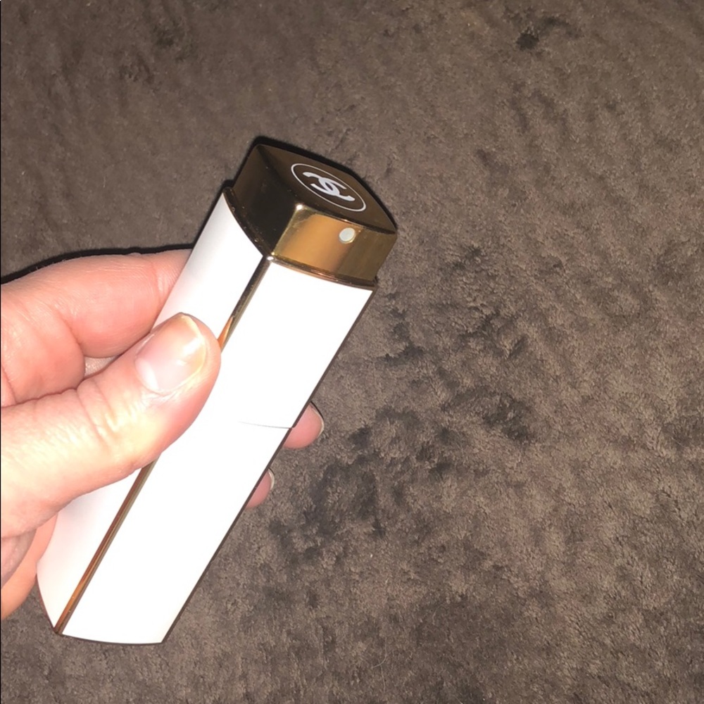 COCO Chanel Mademoiselle Twist and Spray